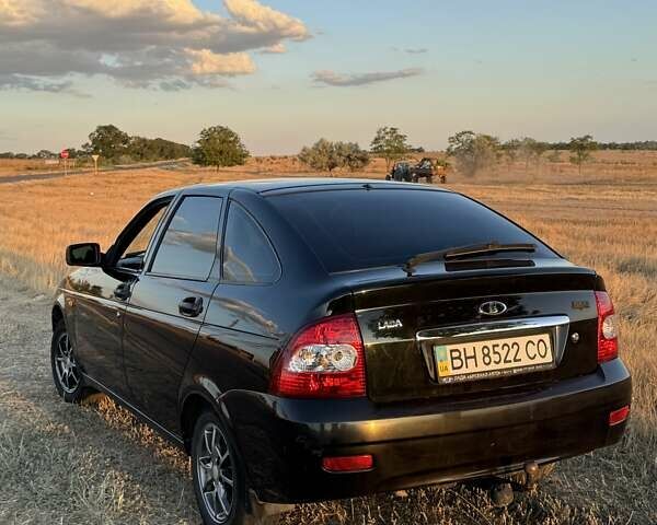 Чорний ВАЗ 2172 Priora, об'ємом двигуна 1.6 л та пробігом 300 тис. км за 3700 $, фото 4 на Automoto.ua
