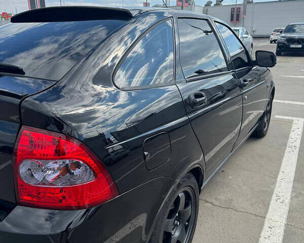 Чорний ВАЗ 2172 Priora, об'ємом двигуна 1.6 л та пробігом 89 тис. км за 5300 $, фото 4 на Automoto.ua
