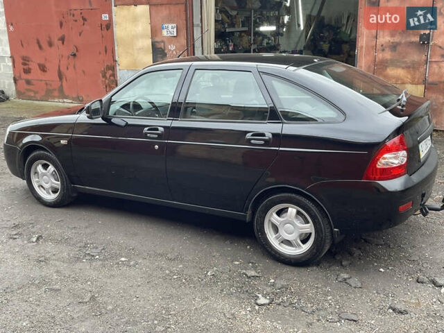Черный ВАЗ 2172 Priora, объемом двигателя 1.6 л и пробегом 97 тыс. км за 3700 $, фото 7 на Automoto.ua