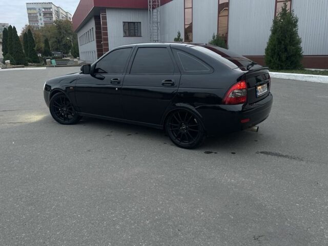 Чорний ВАЗ 2172 Priora, об'ємом двигуна 1.6 л та пробігом 260 тис. км за 4500 $, фото 1 на Automoto.ua