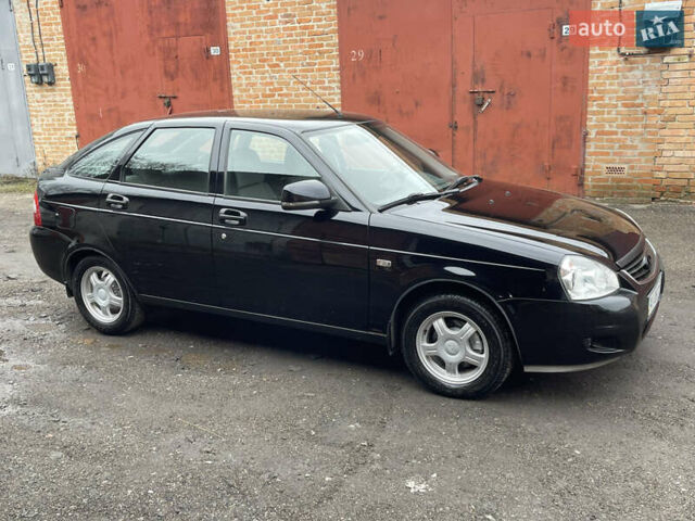 Черный ВАЗ 2172 Priora, объемом двигателя 1.6 л и пробегом 97 тыс. км за 3700 $, фото 5 на Automoto.ua