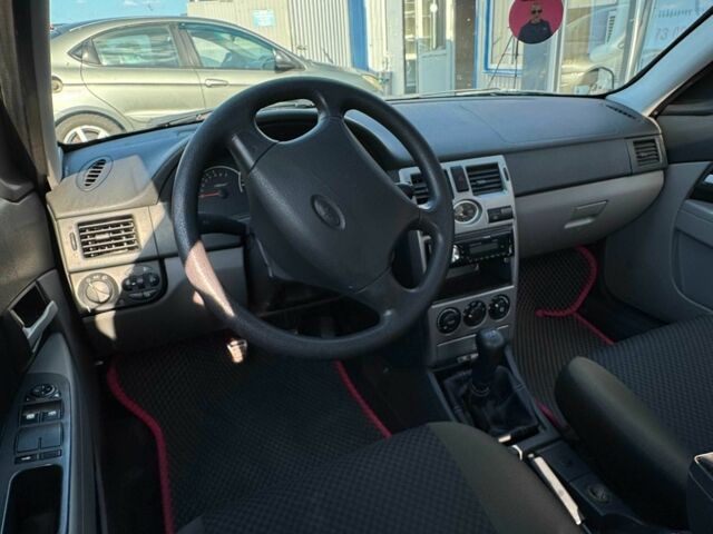 Чорний ВАЗ 2172 Priora, об'ємом двигуна 1.6 л та пробігом 196 тис. км за 2900 $, фото 8 на Automoto.ua