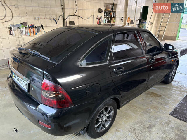 Черный ВАЗ 2172 Priora, объемом двигателя 1.6 л и пробегом 257 тыс. км за 3200 $, фото 8 на Automoto.ua