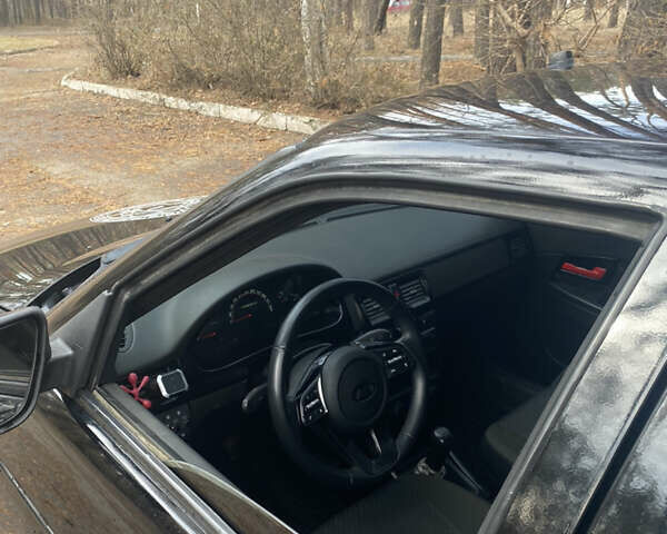 Черный ВАЗ 2172 Priora, объемом двигателя 1.6 л и пробегом 118 тыс. км за 3500 $, фото 4 на Automoto.ua