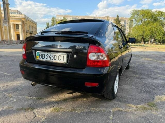 Чорний ВАЗ 2172 Priora, об'ємом двигуна 1.6 л та пробігом 220 тис. км за 2150 $, фото 5 на Automoto.ua