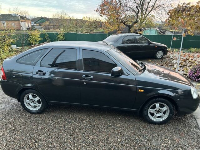 Черный ВАЗ 2172 Priora, объемом двигателя 1.6 л и пробегом 160 тыс. км за 3000 $, фото 3 на Automoto.ua