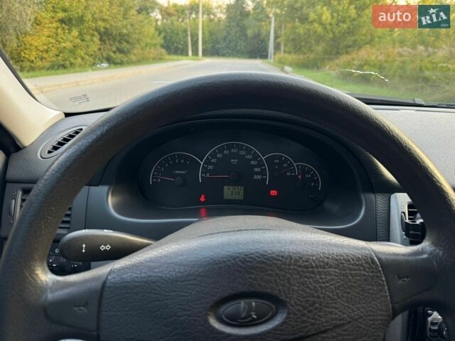Черный ВАЗ 2172 Priora, объемом двигателя 1.6 л и пробегом 167 тыс. км за 3500 $, фото 13 на Automoto.ua