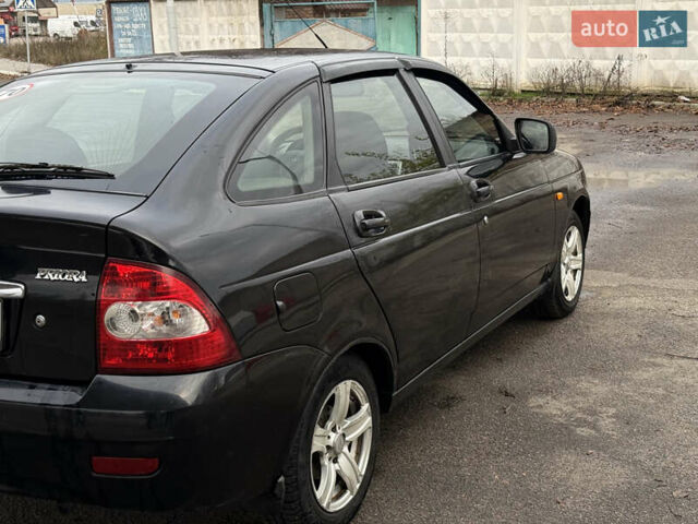 Черный ВАЗ 2172 Priora, объемом двигателя 1.6 л и пробегом 200 тыс. км за 3000 $, фото 12 на Automoto.ua