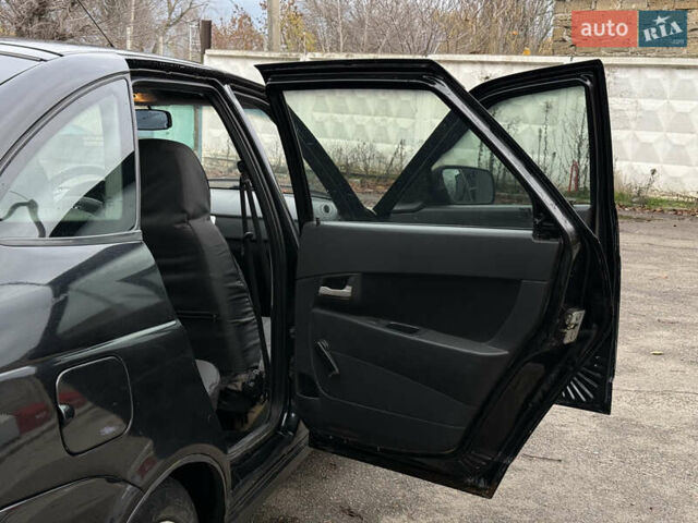 Черный ВАЗ 2172 Priora, объемом двигателя 1.6 л и пробегом 200 тыс. км за 3000 $, фото 4 на Automoto.ua