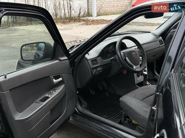 Чорний ВАЗ 2172 Priora, об'ємом двигуна 1.6 л та пробігом 199 тис. км за 2900 $, фото 30 на Automoto.ua