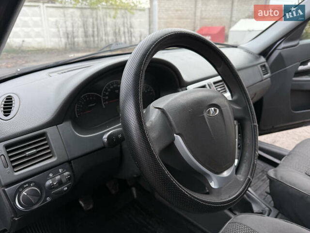 Чорний ВАЗ 2172 Priora, об'ємом двигуна 1.6 л та пробігом 199 тис. км за 2900 $, фото 17 на Automoto.ua