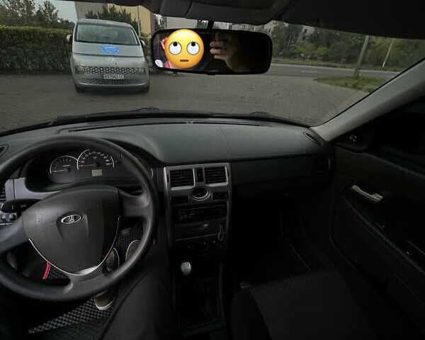 Чорний ВАЗ 2172 Priora, об'ємом двигуна 1.6 л та пробігом 104 тис. км за 4500 $, фото 7 на Automoto.ua