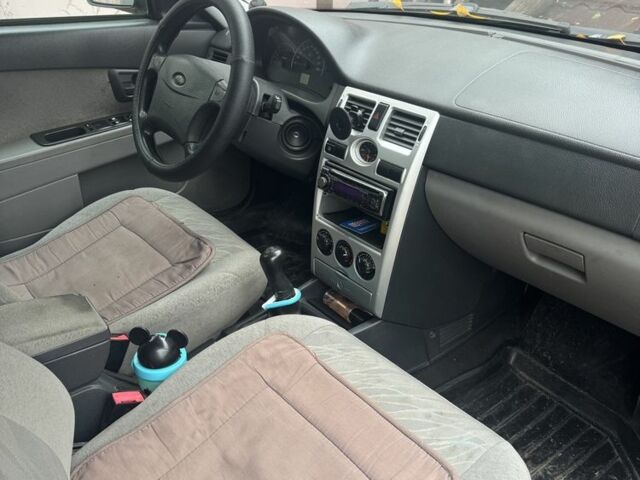 Черный ВАЗ 2172 Priora, объемом двигателя 1.6 л и пробегом 2 тыс. км за 2600 $, фото 6 на Automoto.ua