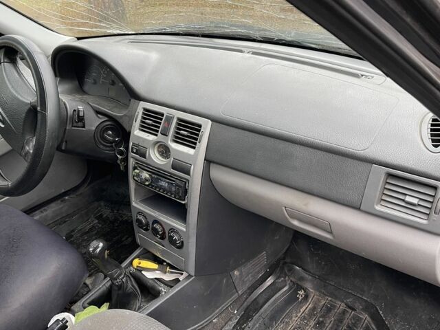 Чорний ВАЗ 2172 Priora, об'ємом двигуна 1.6 л та пробігом 555 тис. км за 950 $, фото 4 на Automoto.ua