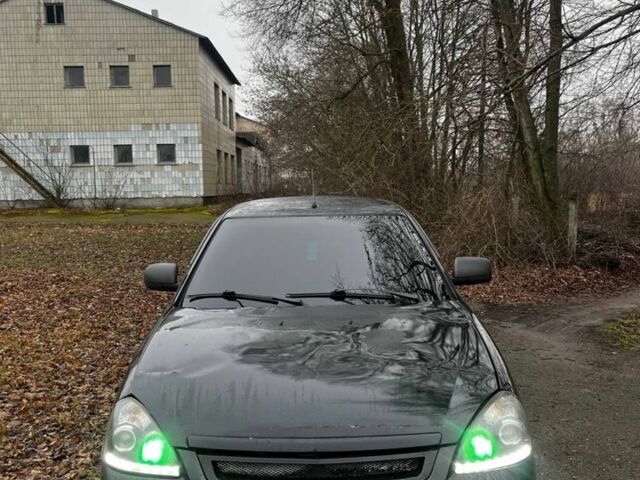 Чорний ВАЗ 2172 Priora, об'ємом двигуна 1.6 л та пробігом 180 тис. км за 2200 $, фото 4 на Automoto.ua