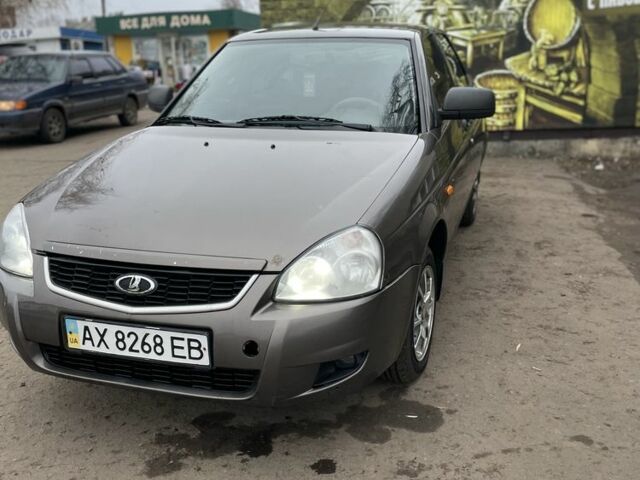 Коричневий ВАЗ 2172 Priora, об'ємом двигуна 1.6 л та пробігом 210 тис. км за 2100 $, фото 3 на Automoto.ua