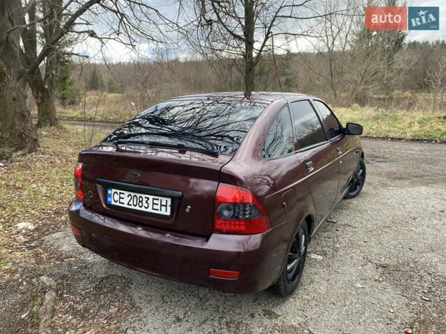 Красный ВАЗ 2172 Priora, объемом двигателя 1.6 л и пробегом 210 тыс. км за 2150 $, фото 4 на Automoto.ua