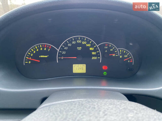 Красный ВАЗ 2172 Priora, объемом двигателя 1.6 л и пробегом 210 тыс. км за 2150 $, фото 14 на Automoto.ua