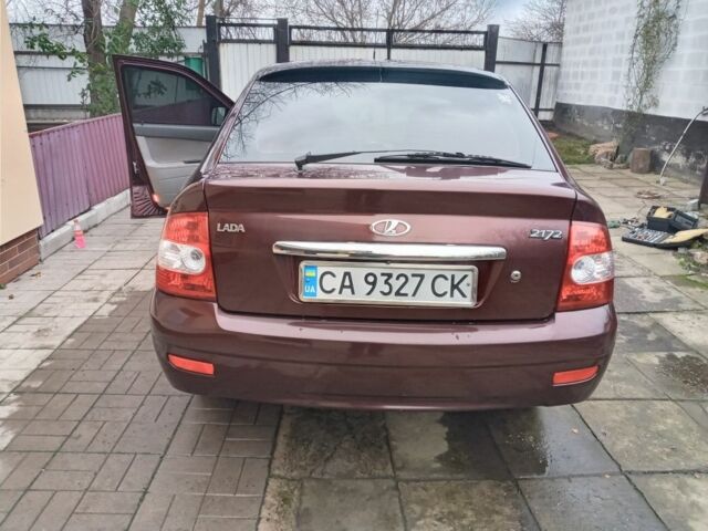 Червоний ВАЗ 2172 Priora, об'ємом двигуна 1 л та пробігом 98 тис. км за 3999 $, фото 1 на Automoto.ua