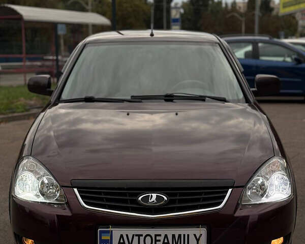 Красный ВАЗ 2172 Priora, объемом двигателя 1.6 л и пробегом 158 тыс. км за 2999 $, фото 22 на Automoto.ua