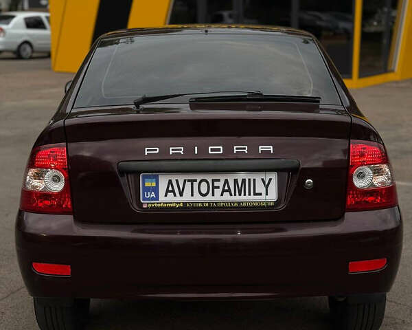 Красный ВАЗ 2172 Priora, объемом двигателя 1.6 л и пробегом 158 тыс. км за 2999 $, фото 21 на Automoto.ua