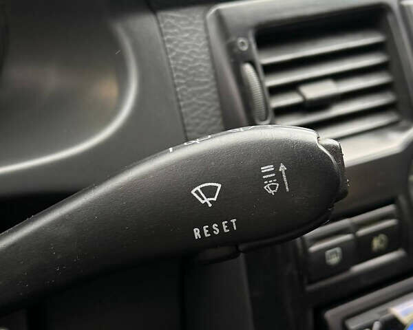 Красный ВАЗ 2172 Priora, объемом двигателя 1.6 л и пробегом 158 тыс. км за 2999 $, фото 16 на Automoto.ua