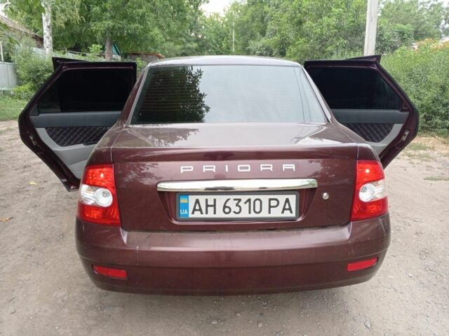 Червоний ВАЗ 2172 Priora, об'ємом двигуна 1.6 л та пробігом 142 тис. км за 3033 $, фото 3 на Automoto.ua