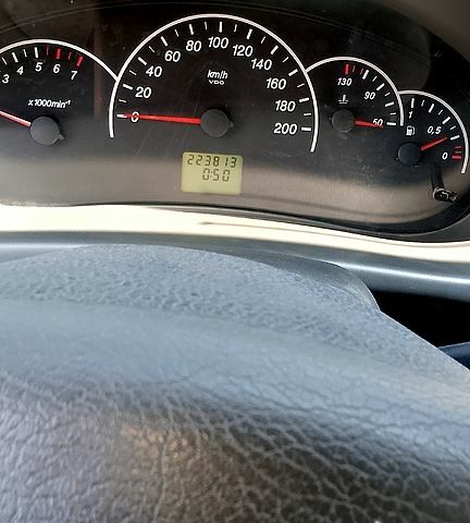Сірий ВАЗ 2172 Priora, об'ємом двигуна 1.6 л та пробігом 110 тис. км за 2000 $, фото 7 на Automoto.ua