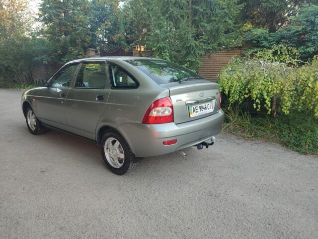 Серый ВАЗ 2172 Priora, объемом двигателя 1.6 л и пробегом 47 тыс. км за 3600 $, фото 7 на Automoto.ua