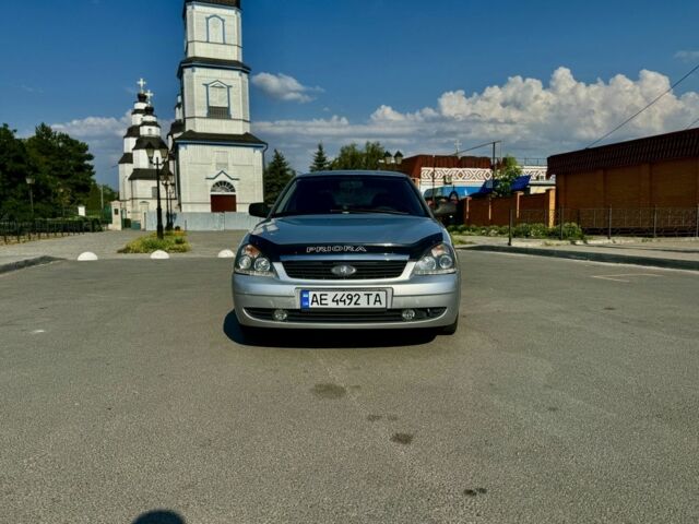 Серый ВАЗ 2172 Priora, объемом двигателя 1.6 л и пробегом 300 тыс. км за 2500 $, фото 1 на Automoto.ua
