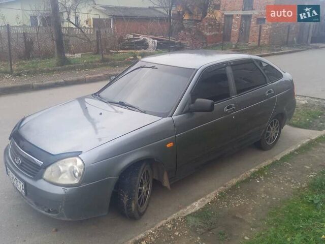 Серый ВАЗ 2172 Priora, объемом двигателя 1.6 л и пробегом 120 тыс. км за 1200 $, фото 2 на Automoto.ua