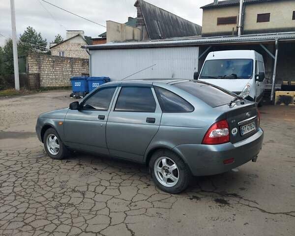 Серый ВАЗ 2172 Priora, объемом двигателя 1.6 л и пробегом 172 тыс. км за 2500 $, фото 12 на Automoto.ua