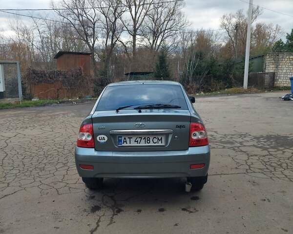 Серый ВАЗ 2172 Priora, объемом двигателя 1.6 л и пробегом 172 тыс. км за 2500 $, фото 9 на Automoto.ua