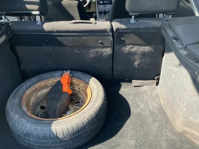 Сірий ВАЗ 2172 Priora, об'ємом двигуна 1.6 л та пробігом 220 тис. км за 1999 $, фото 8 на Automoto.ua