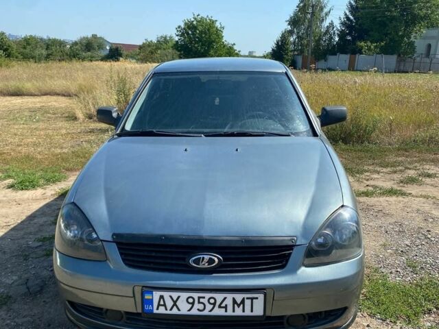 Сірий ВАЗ 2172 Priora, об'ємом двигуна 1.6 л та пробігом 220 тис. км за 1999 $, фото 1 на Automoto.ua