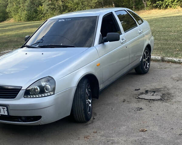 Серый ВАЗ 2172 Priora, объемом двигателя 1.6 л и пробегом 246 тыс. км за 2900 $, фото 18 на Automoto.ua