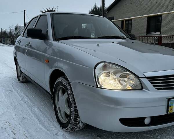 Серый ВАЗ 2172 Priora, объемом двигателя 1.6 л и пробегом 111 тыс. км за 2150 $, фото 9 на Automoto.ua