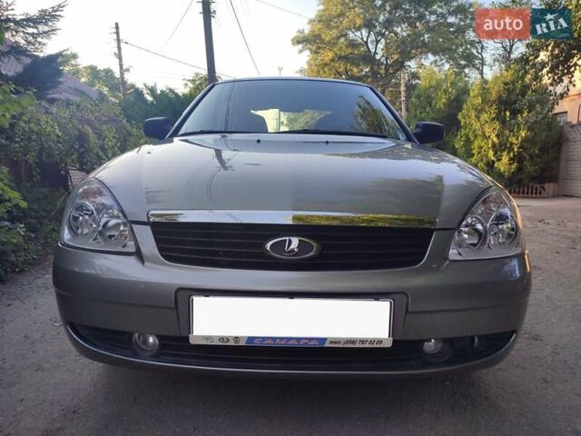 Сірий ВАЗ 2172 Priora, об'ємом двигуна 1.6 л та пробігом 47 тис. км за 3600 $, фото 1 на Automoto.ua