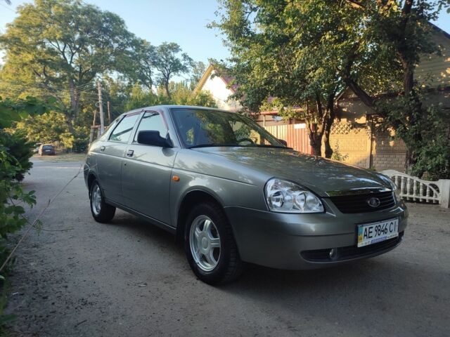 Серый ВАЗ 2172 Priora, объемом двигателя 1.6 л и пробегом 47 тыс. км за 3600 $, фото 2 на Automoto.ua