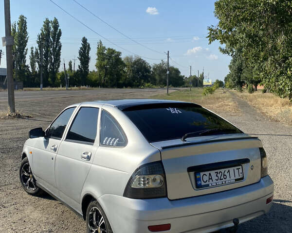 Серый ВАЗ 2172 Priora, объемом двигателя 1.6 л и пробегом 246 тыс. км за 2900 $, фото 3 на Automoto.ua