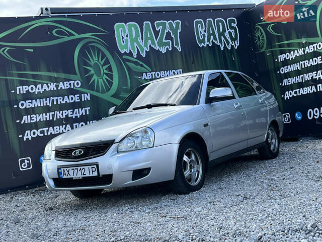 Сірий ВАЗ 2172 Priora, об'ємом двигуна 1.6 л та пробігом 180 тис. км за 2500 $, фото 2 на Automoto.ua