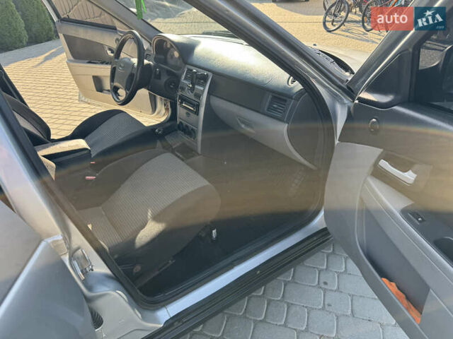 Сірий ВАЗ 2172 Priora, об'ємом двигуна 1.6 л та пробігом 169 тис. км за 2500 $, фото 22 на Automoto.ua