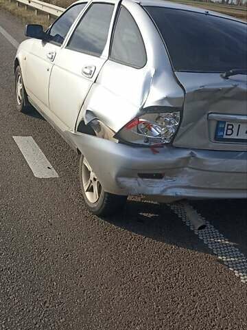 Серый ВАЗ 2172 Priora, объемом двигателя 1.6 л и пробегом 257 тыс. км за 1300 $, фото 10 на Automoto.ua