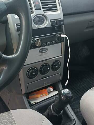 Серый ВАЗ 2172 Priora, объемом двигателя 1.6 л и пробегом 257 тыс. км за 1300 $, фото 4 на Automoto.ua