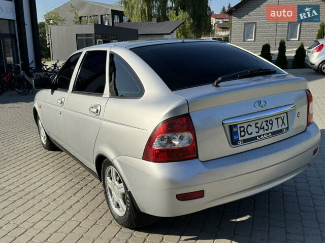 Сірий ВАЗ 2172 Priora, об'ємом двигуна 1.6 л та пробігом 169 тис. км за 2500 $, фото 13 на Automoto.ua