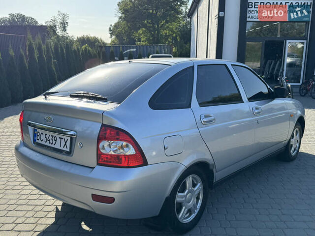 Сірий ВАЗ 2172 Priora, об'ємом двигуна 1.6 л та пробігом 169 тис. км за 2500 $, фото 2 на Automoto.ua