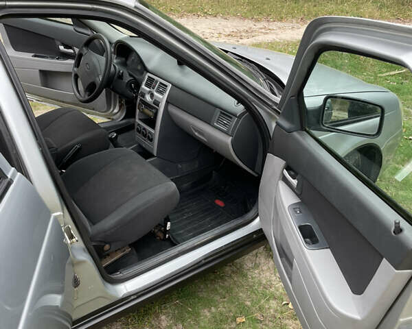 Сірий ВАЗ 2172 Priora, об'ємом двигуна 1.6 л та пробігом 207 тис. км за 2650 $, фото 11 на Automoto.ua