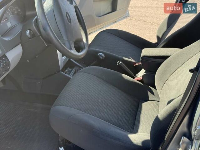 Сірий ВАЗ 2172 Priora, об'ємом двигуна 1.6 л та пробігом 93 тис. км за 3400 $, фото 8 на Automoto.ua