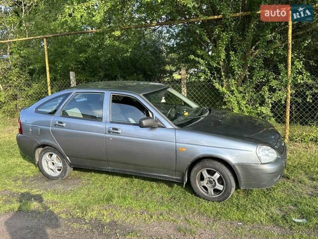 Серый ВАЗ 2172 Priora, объемом двигателя 1.6 л и пробегом 186 тыс. км за 1950 $, фото 5 на Automoto.ua