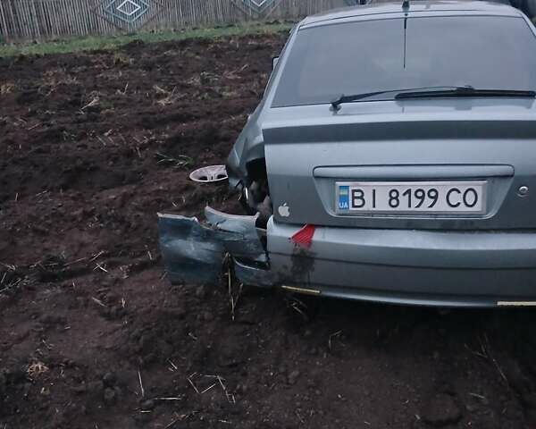 Серый ВАЗ 2172 Priora, объемом двигателя 1.6 л и пробегом 190 тыс. км за 1550 $, фото 2 на Automoto.ua